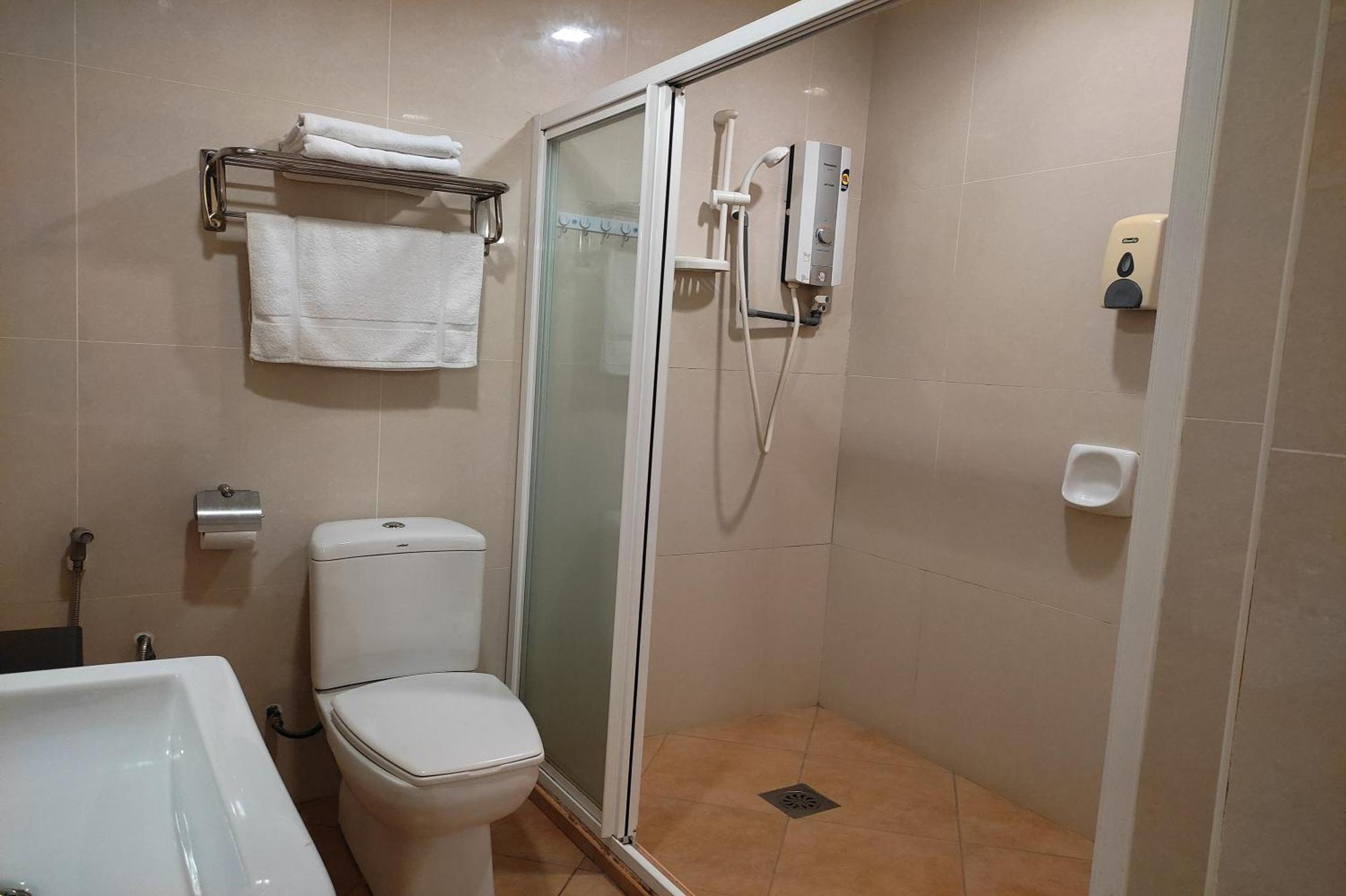Hotel D'New 1 Kk Sabah Donggongon Ngoại thất bức ảnh